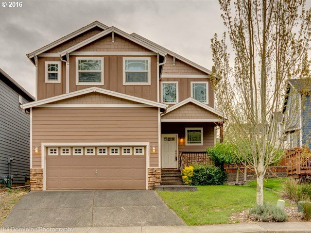 Property Photo:  3915 SE 189th Ave  WA 98683 