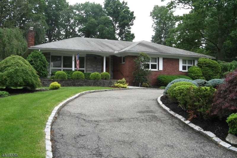 Property Photo:  21 Hilldale Rd  NJ 07058 