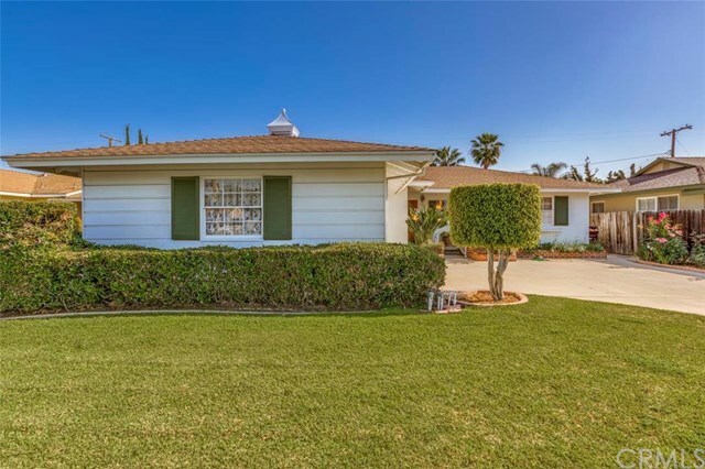 Property Photo: 1922 W 15th Street CA 92706