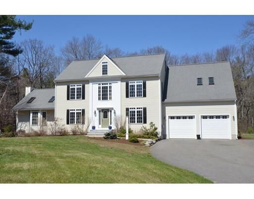 Property Photo: 6 Jackson Farm Lane MA 01460