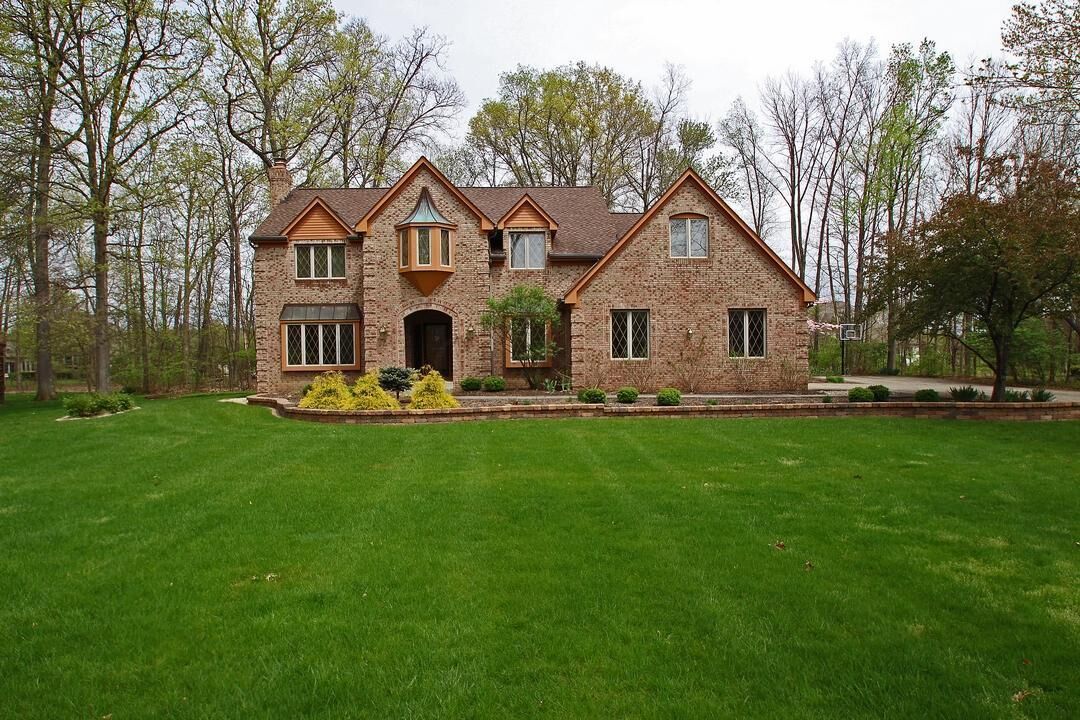 Property Photo: 534 Retreat N Lane OH 43065