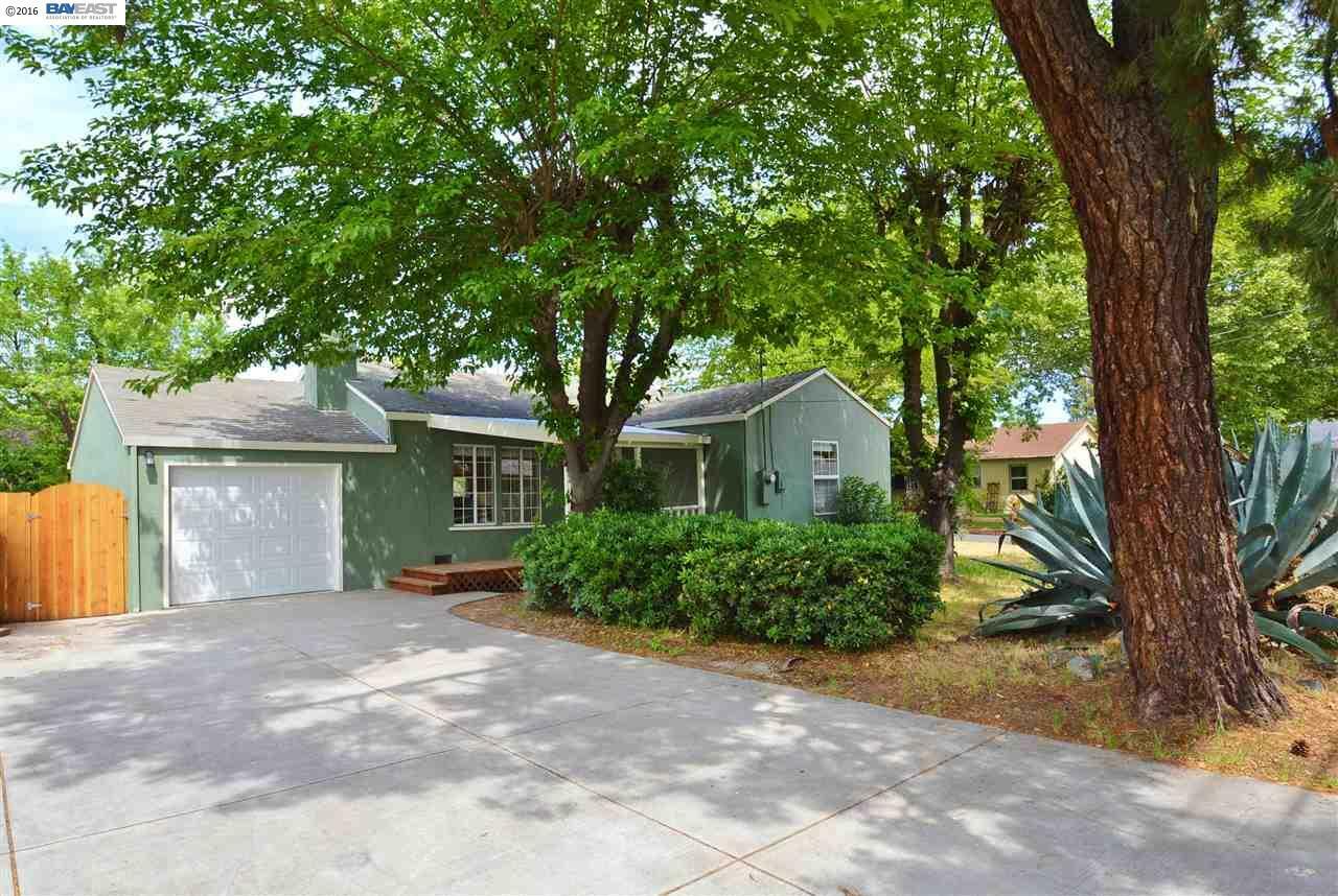 Property Photo:  1038 Esther Dr  CA 94523 