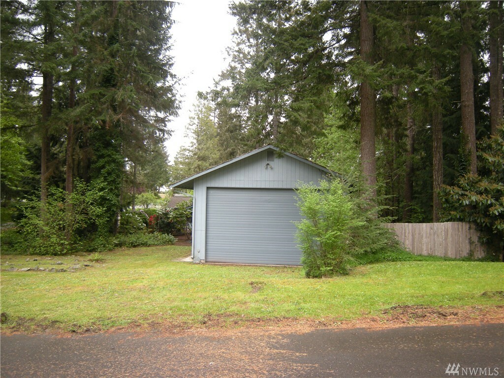 Property Photo:  191 E Channel Dr  WA 98524 