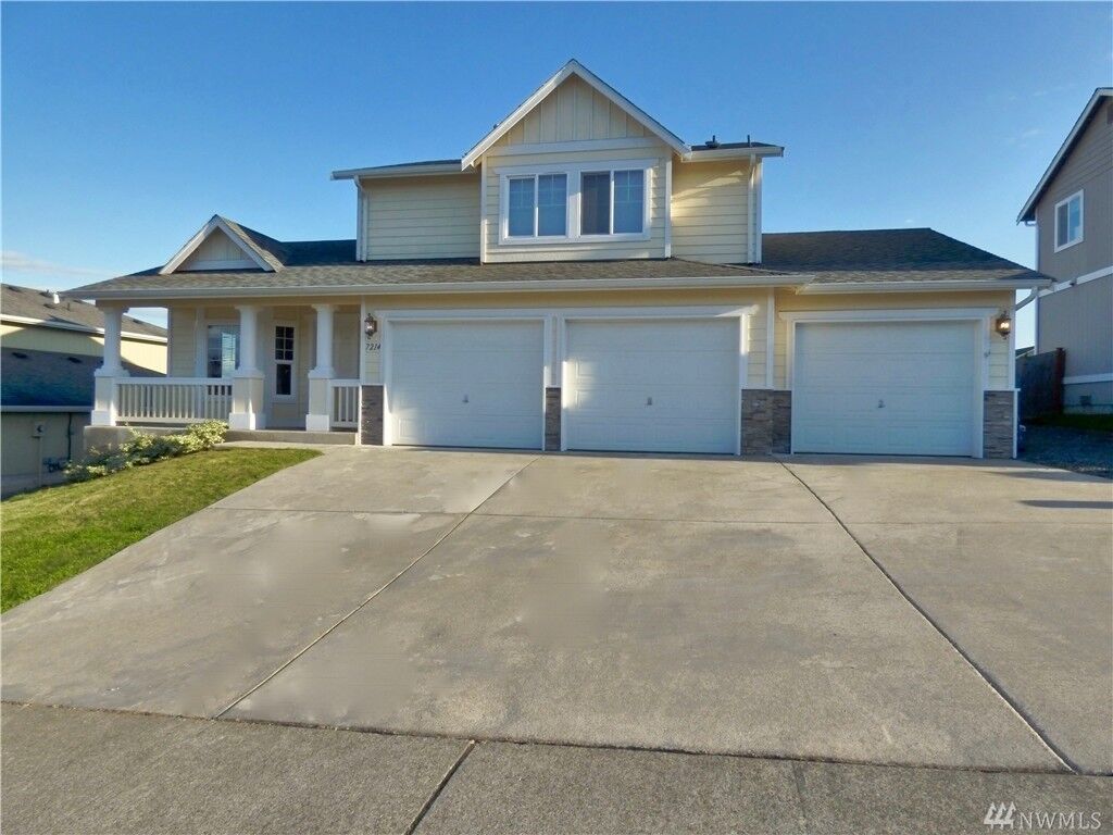 Property Photo:  7214 281st Place NW  WA 98292 