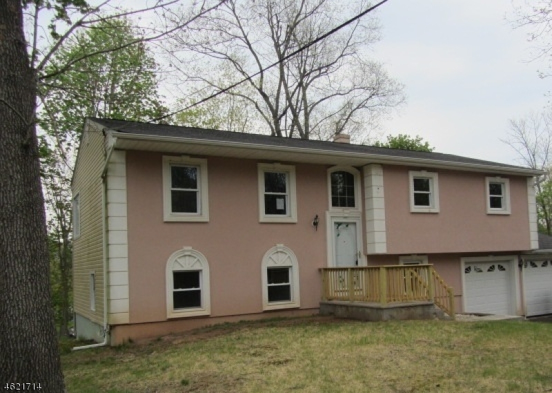 Property Photo:  1056 Carteret Rd  NJ 08807 