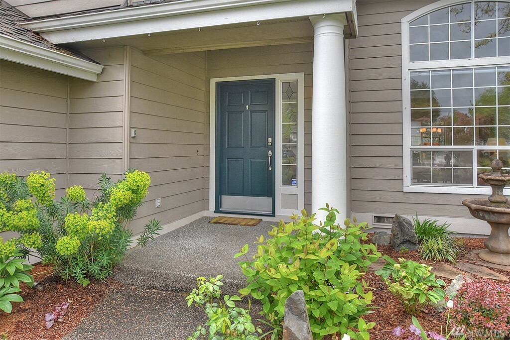 Property Photo: 25743 SE 40th St WA 98029