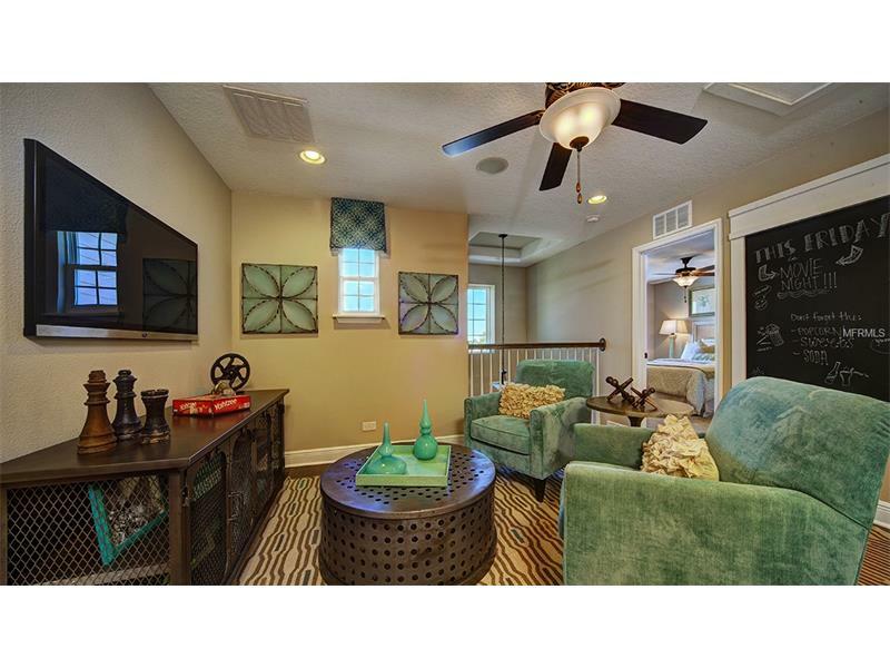 Property Photo: 10445 Riverdale Rise Drive FL 33578