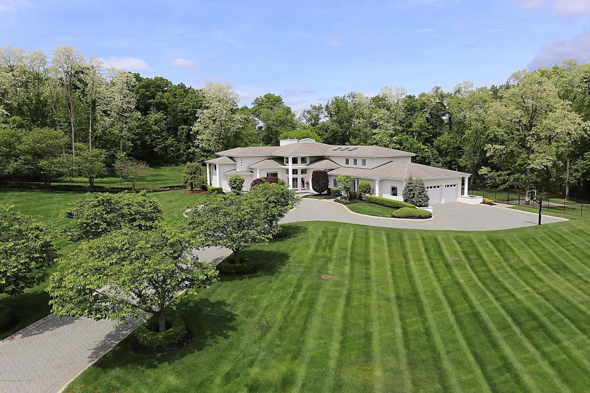 Property Photo: 3 Bella Vista Court NJ 07722