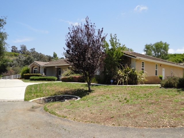 32123 Dos Ninas Rd  Bonsall CA 92003 photo