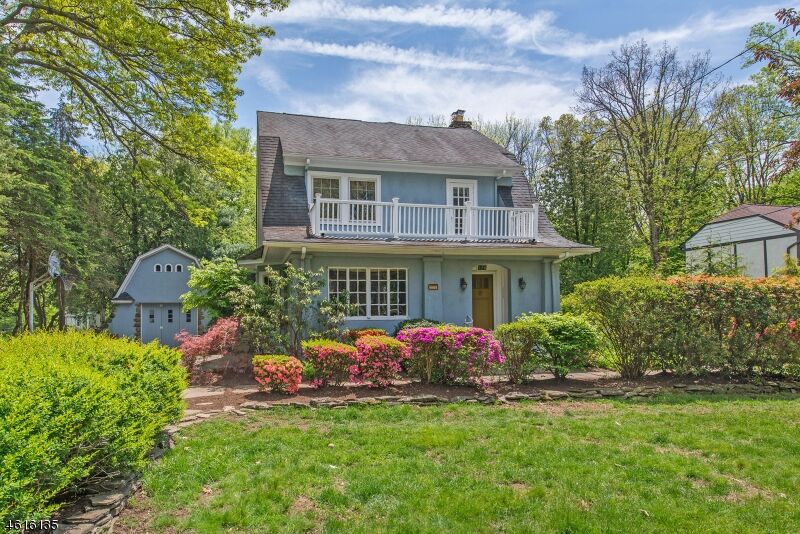 Property Photo: 128 Kenilworth Rd NJ 07046