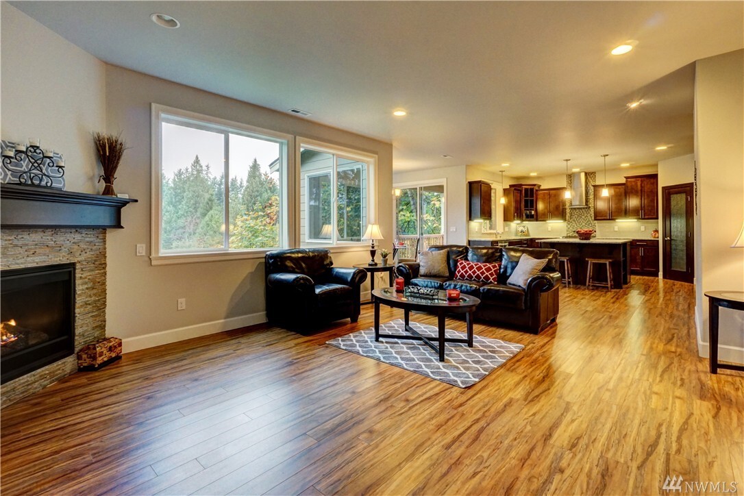 Property Photo: 8820 29th St Ct E WA 98372