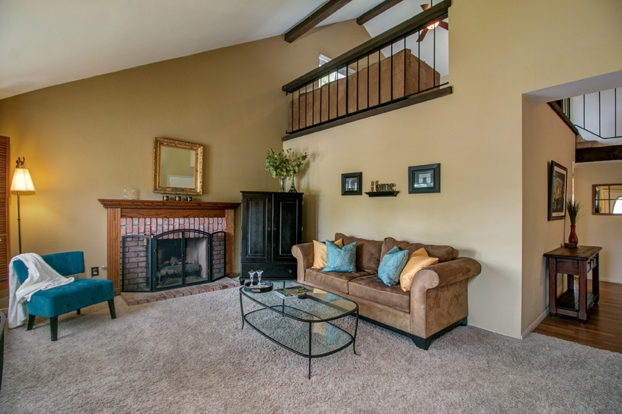 Property Photo: 2218 Knollview CA 91977