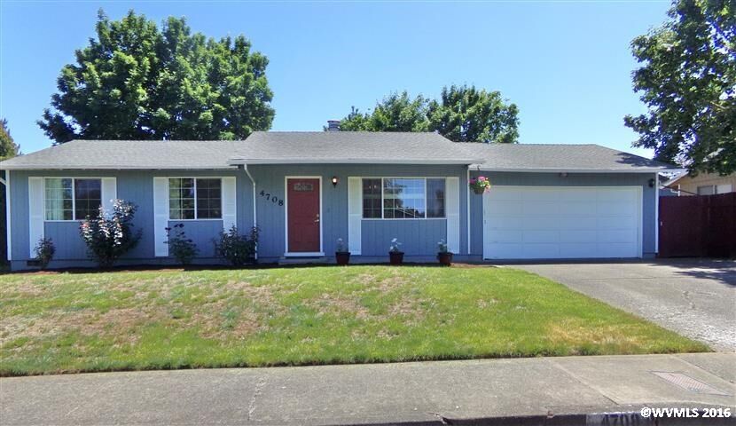 Property Photo: 4708 Castle Dr NE OR 97301