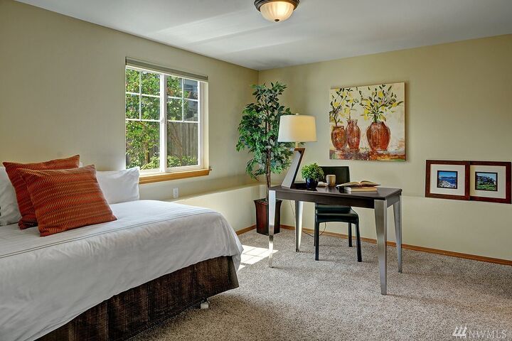 Property Photo: 814 NW 50th St WA 98107