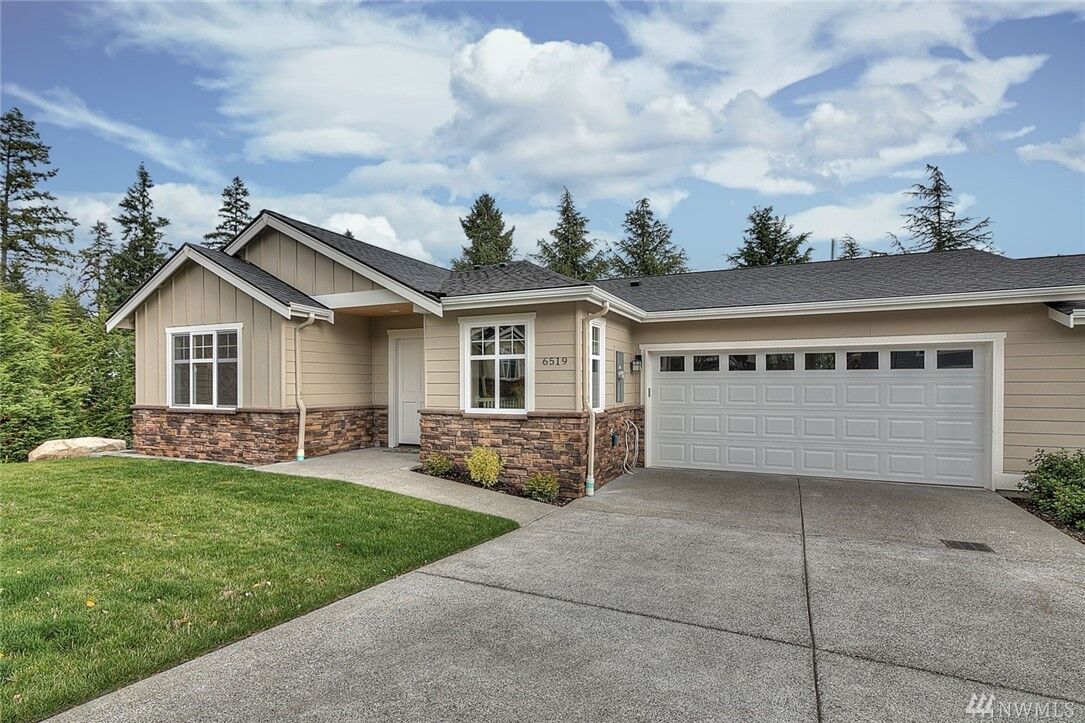 Property Photo:  6519 Hunt Highlands Loop  WA 98335 