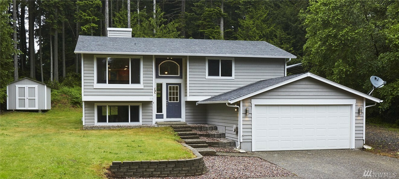 Property Photo:  1130 Hillandale Dr E  WA 98366 