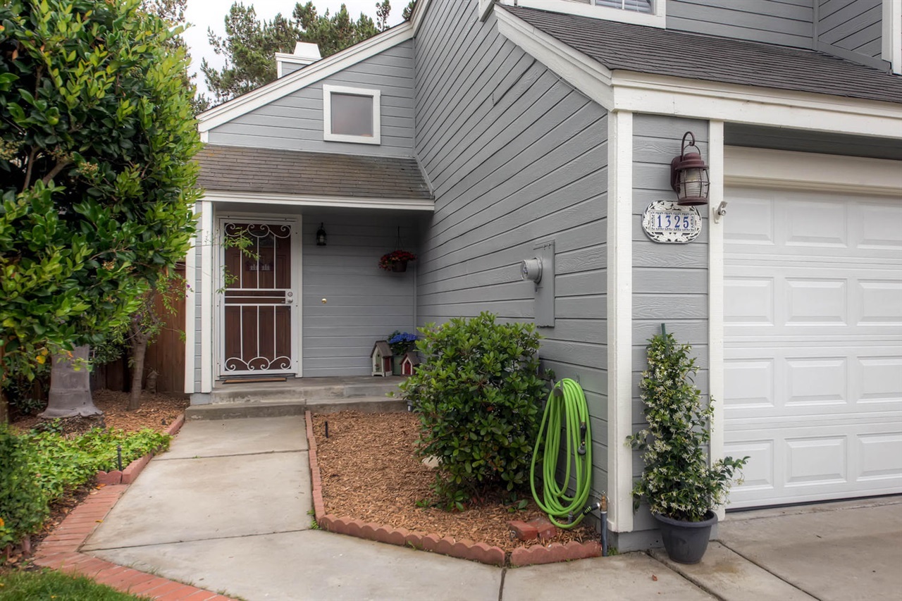 Property Photo:  1325 Hampton Rd.  CA 92078 