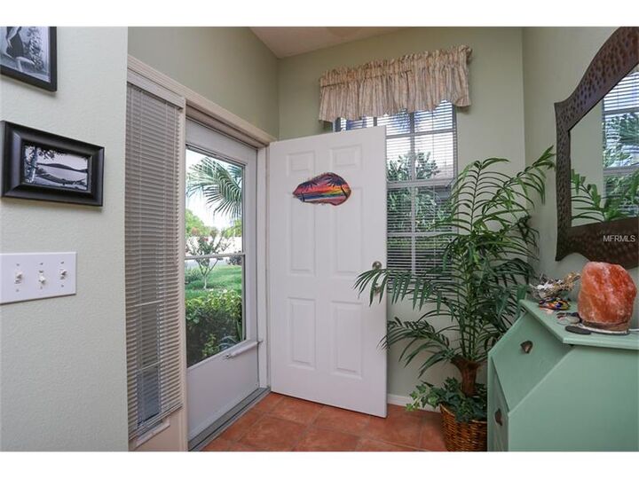 Property Photo:  3315 Vivienda Boulevard  FL 34207 