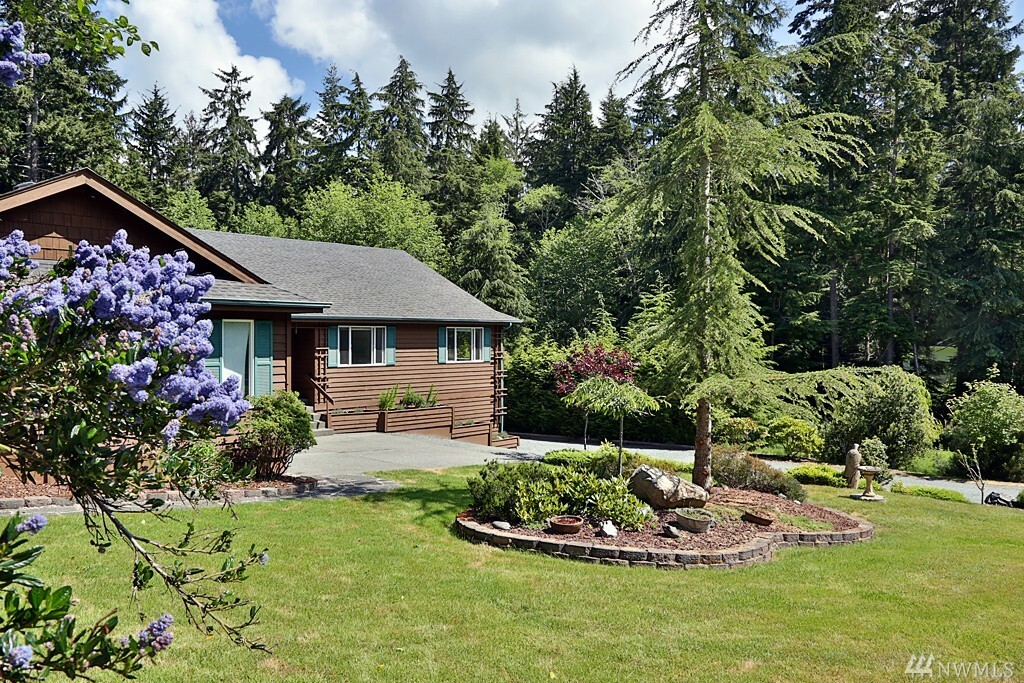 Property Photo:  3098 Spahr Rd  WA 98253 