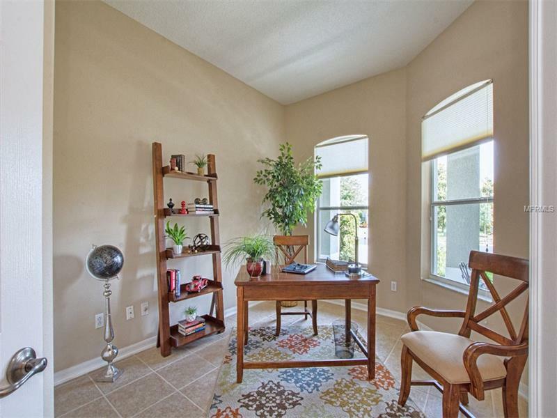 Property Photo:  7287 Winding Lake Circle  FL 32765 