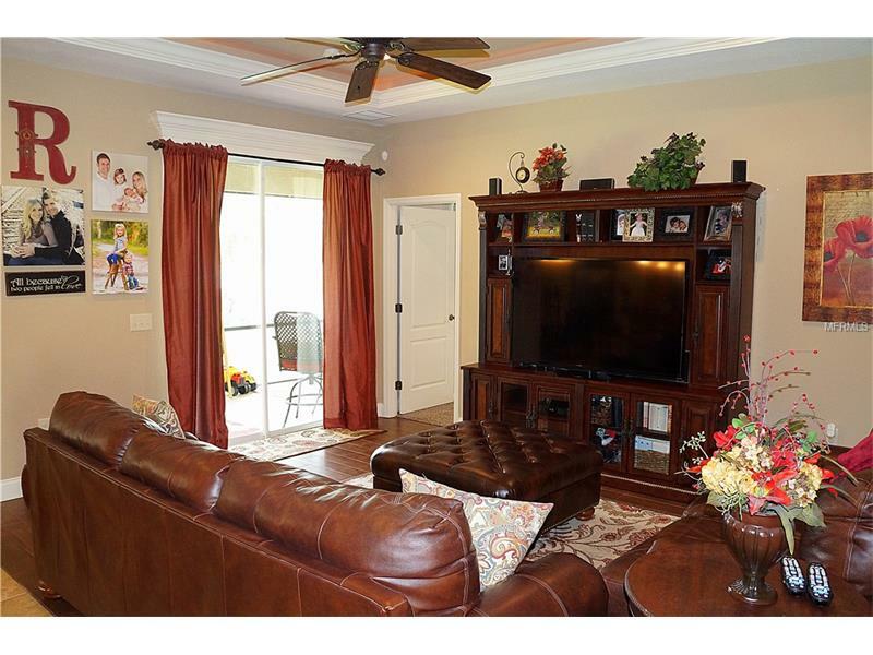 Property Photo:  3968 Sunnywood Circle  FL 33812 