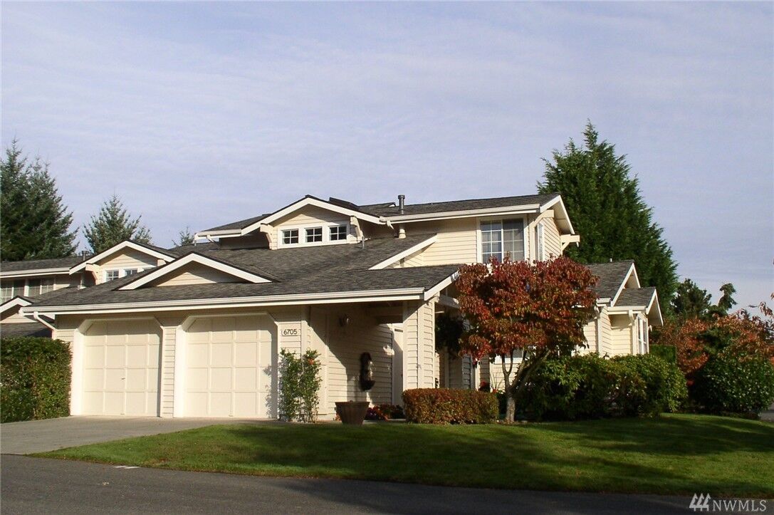 Property Photo: 6705 113th Place SE WA 98006