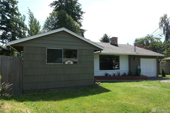 Property Photo: 6032 181st Place SW WA 98037