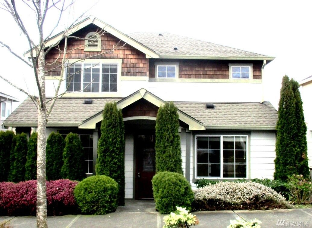 Property Photo:  16933 Woodside Dr SE  WA 98058 