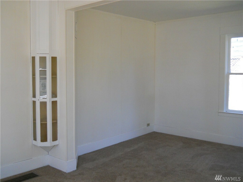 Property Photo:  647 NW 82nd St  WA 98117 
