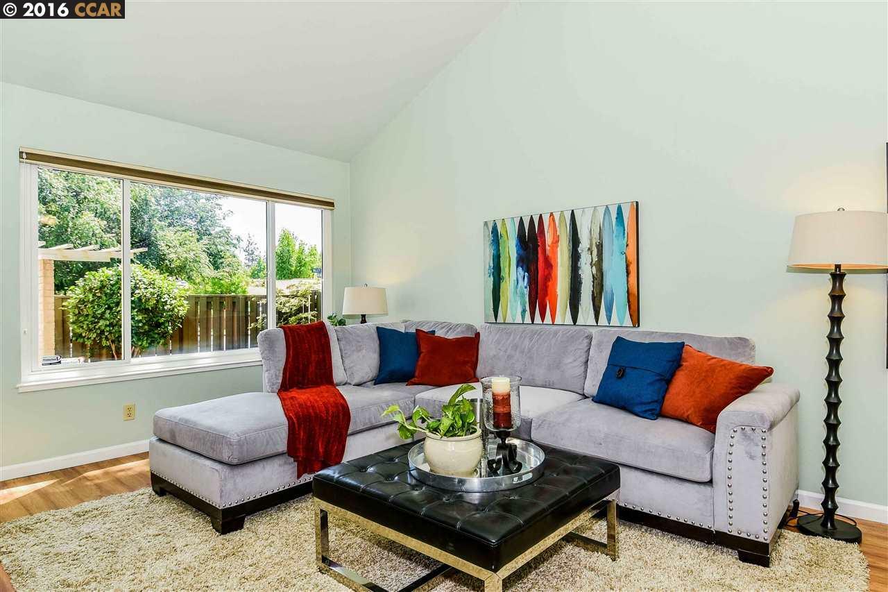 Property Photo: 6422 Valley Oak Plz CA 94553