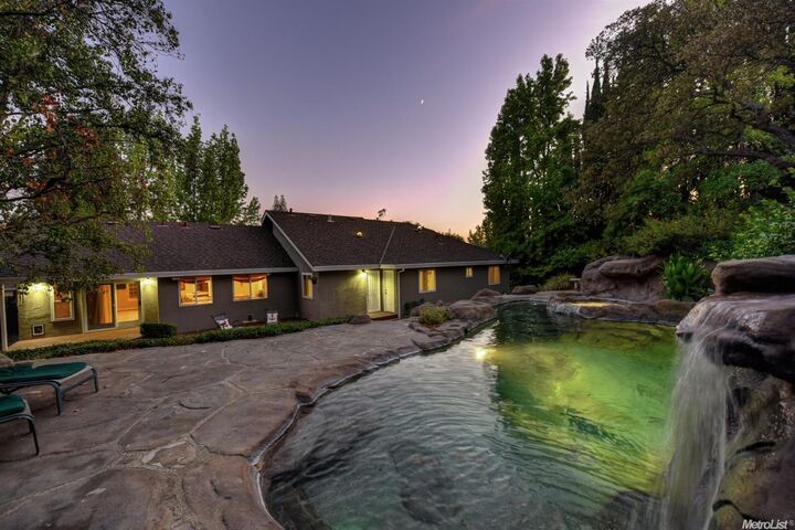 104 Woodview Court  Folsom CA 95630 photo