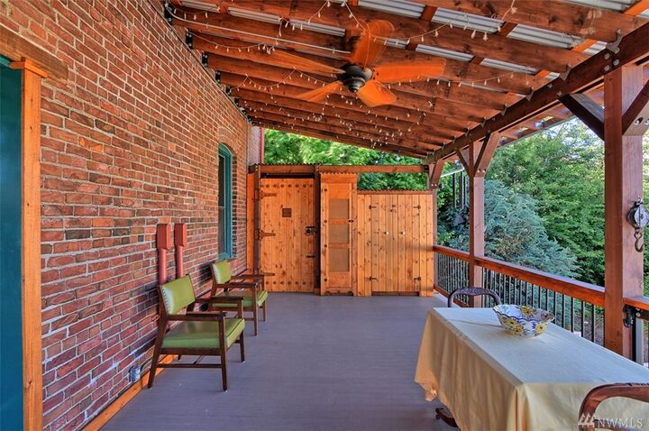 Property Photo:  111 Ave C  WA 98290 