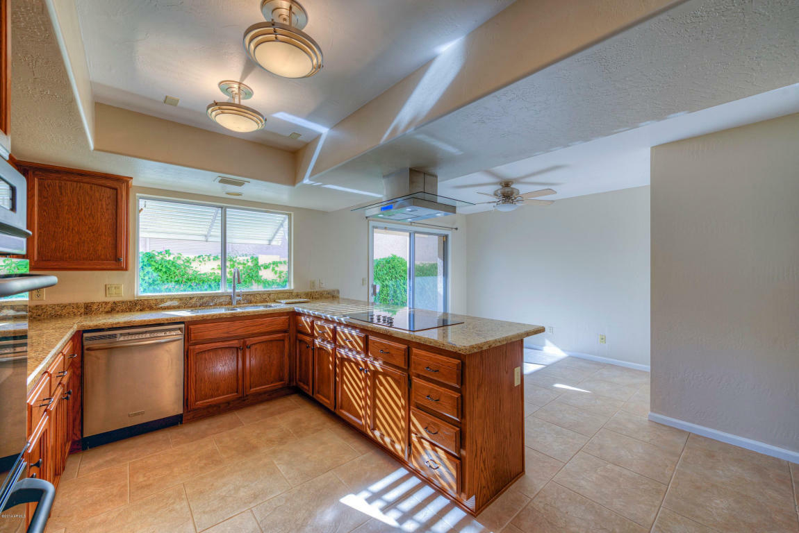 Property Photo: 7307 E Echo Lane AZ 85258