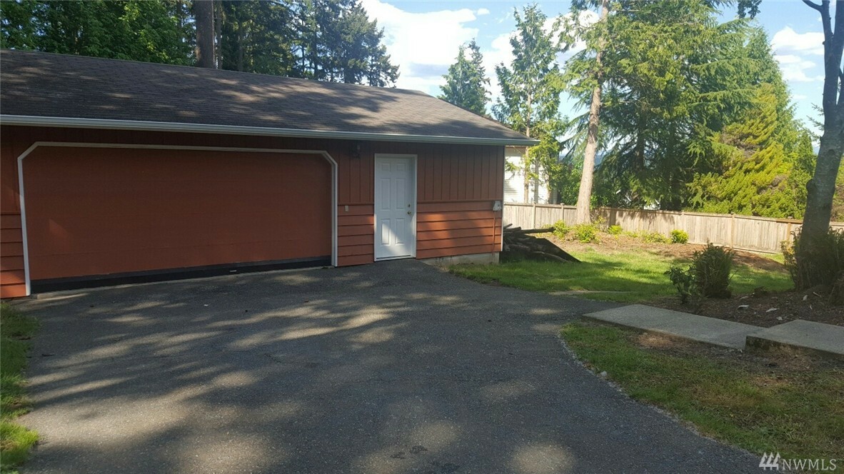Property Photo:  3650 Bel Red Road  WA 98008 