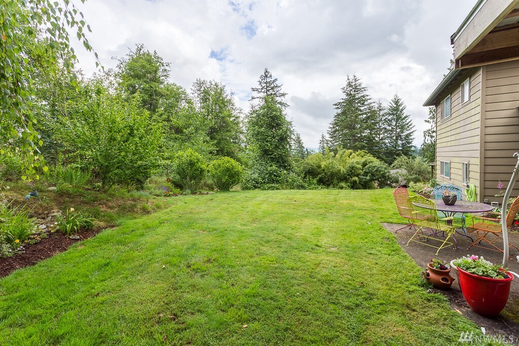 Property Photo: 11919 12th St SE WA 98258