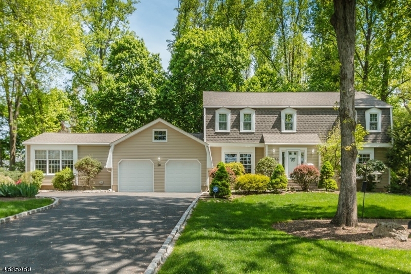 Property Photo:  20 Old Forge Ln  NJ 07922 