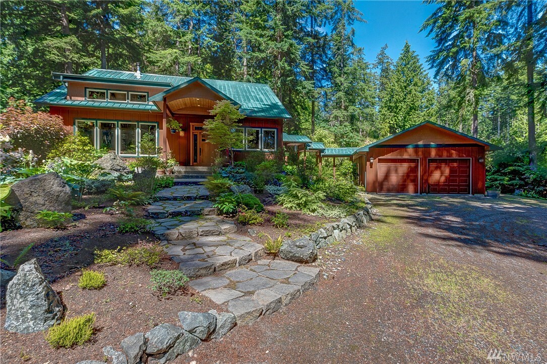 Property Photo:  447 Koontz Rd  WA 98277 