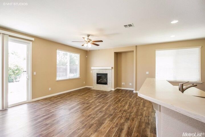 3 Tajo Court  Sacramento CA 95835 photo