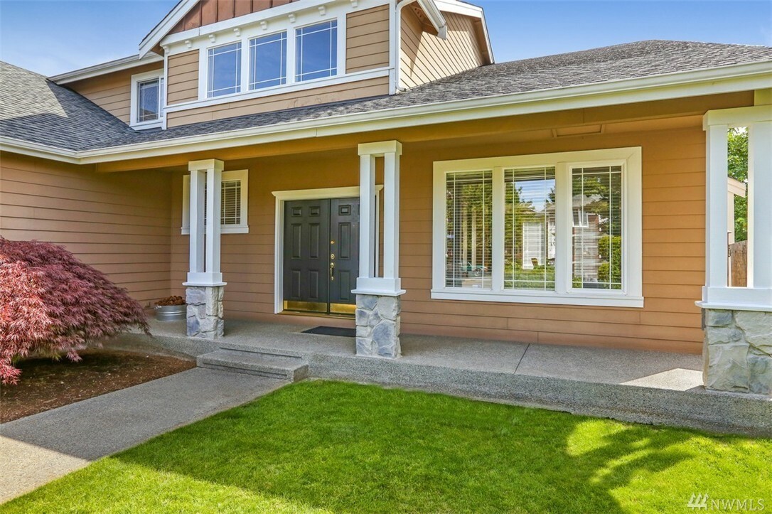 Property Photo: 18514 172nd Lane SE WA 98058