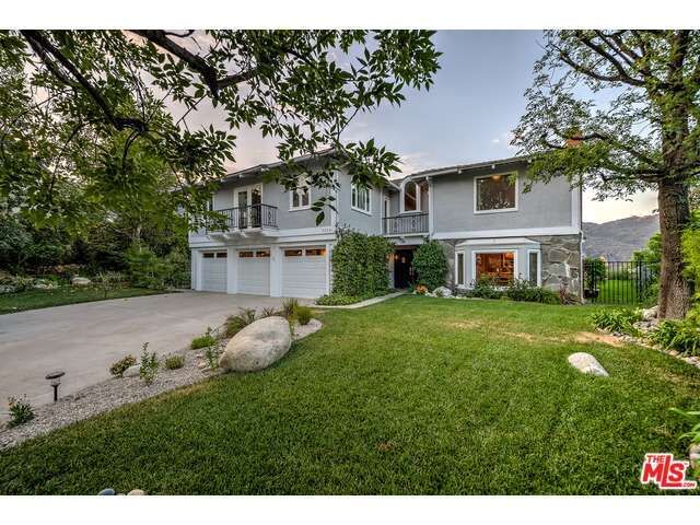 Property Photo: 23201 W Paloma Blanca Dr CA 90265