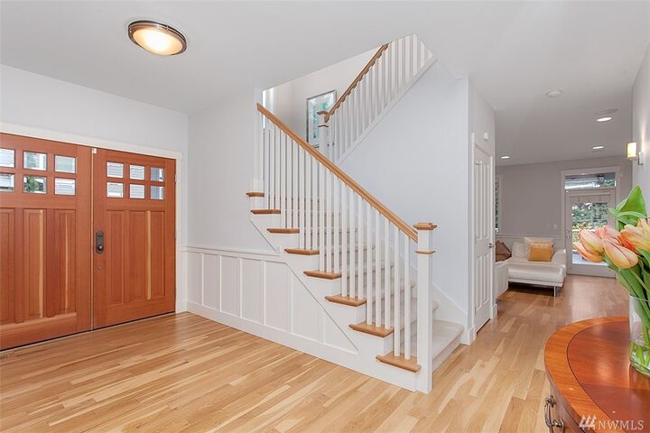 Property Photo: 11514 101st Place NE WA 98033