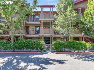 Property Photo:  9817 NE Irving St 216  OR 97220 