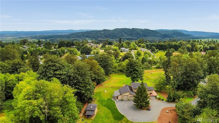 Property Photo: 15412 State St WA 98296