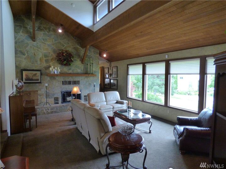 Property Photo:  165 Viewmont Dr  WA 98840 