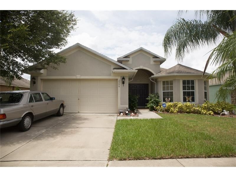 Property Photo: 2724 Buckhorn Preserve Boulevard FL 33596
