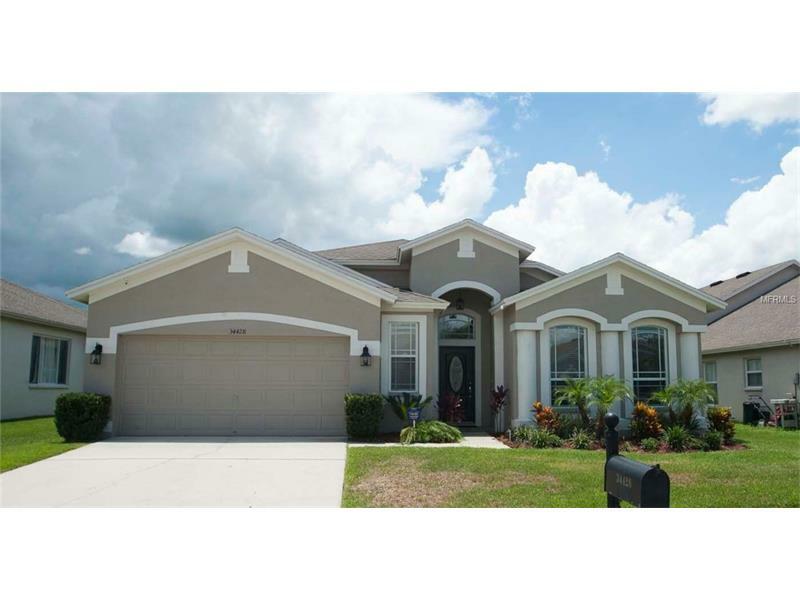 Property Photo: 34428 Windknob Court FL 33545