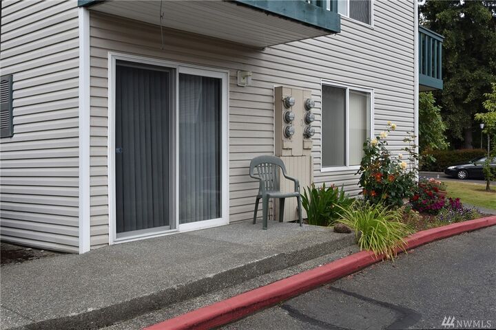 17431 Ambaum Blvd S D2  Burien WA 98148 photo