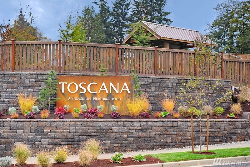 Property Photo: 816 231st 20 St SE WA 98021