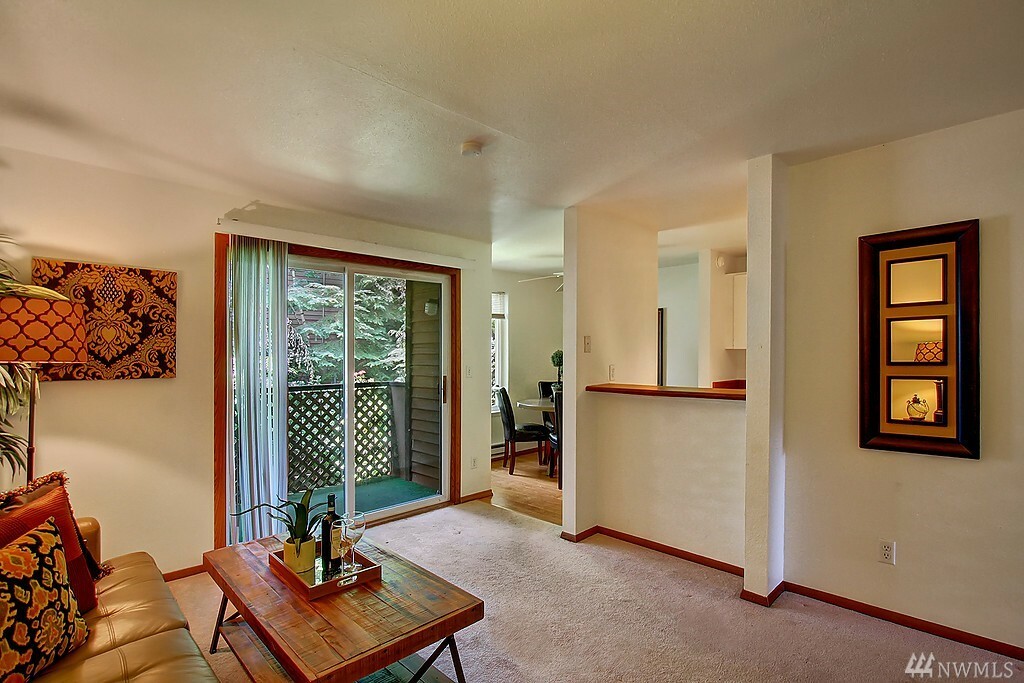 Property Photo:  7303 224th St SW G10  WA 98026 