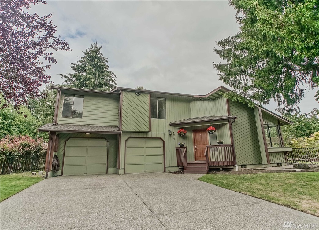 Property Photo: 2816 10th St Ct SE WA 98374